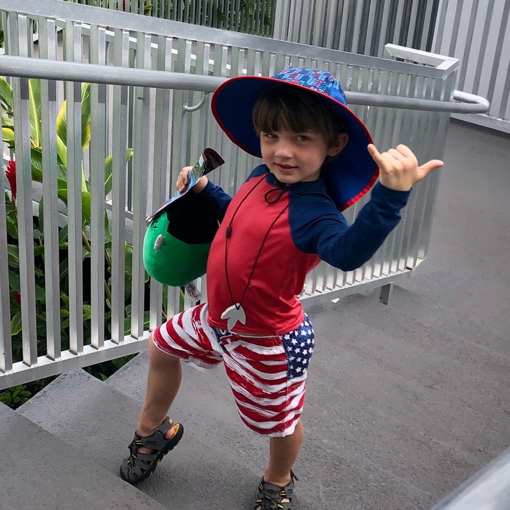 Kids Blue and Red Sun Hat - Picture 5 of 5